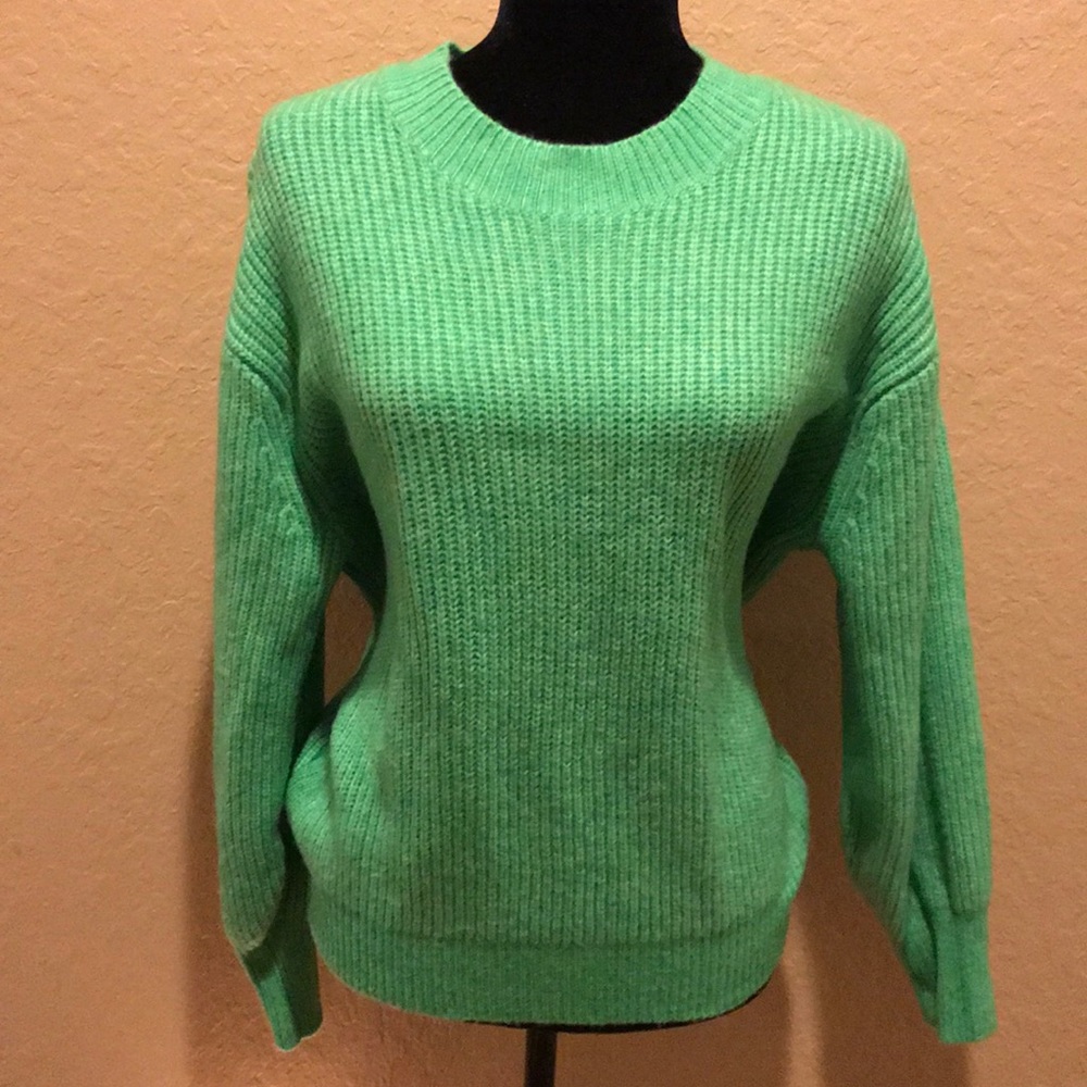 H&M Green Ribbed Sweater